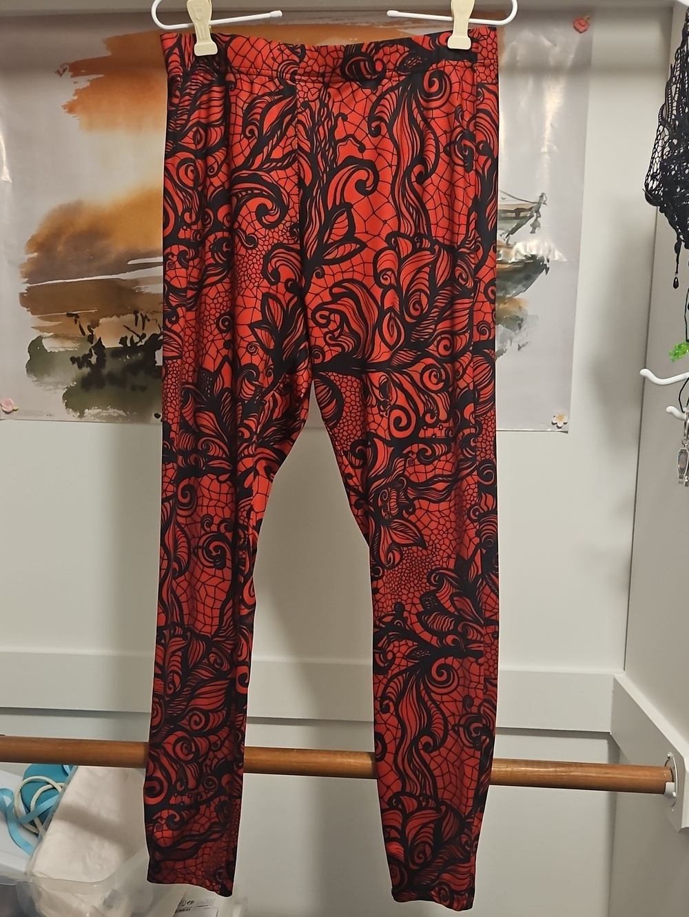SHEIN Red & Black Swirl-Pattern Joggers